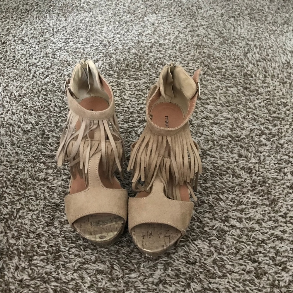 Maurice’s Fringe Wedges